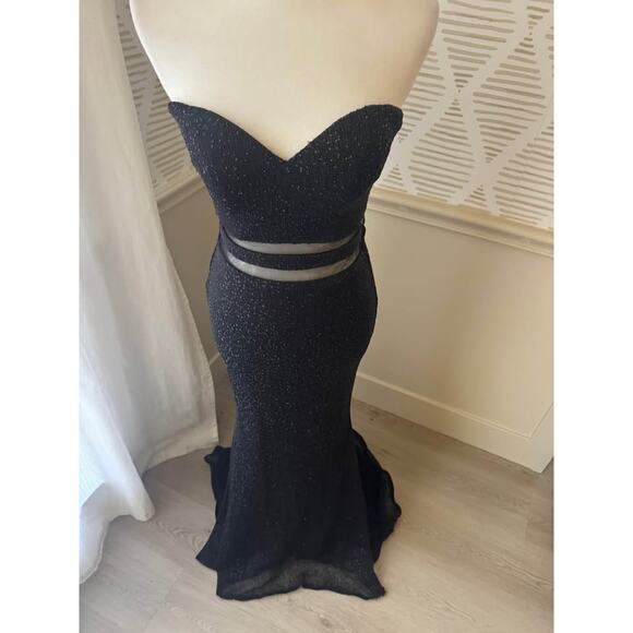 Madison James Size 2 Black Sparkly Sweetheart Flare Strappy Prom Formal Dress - Picture 3 of 9